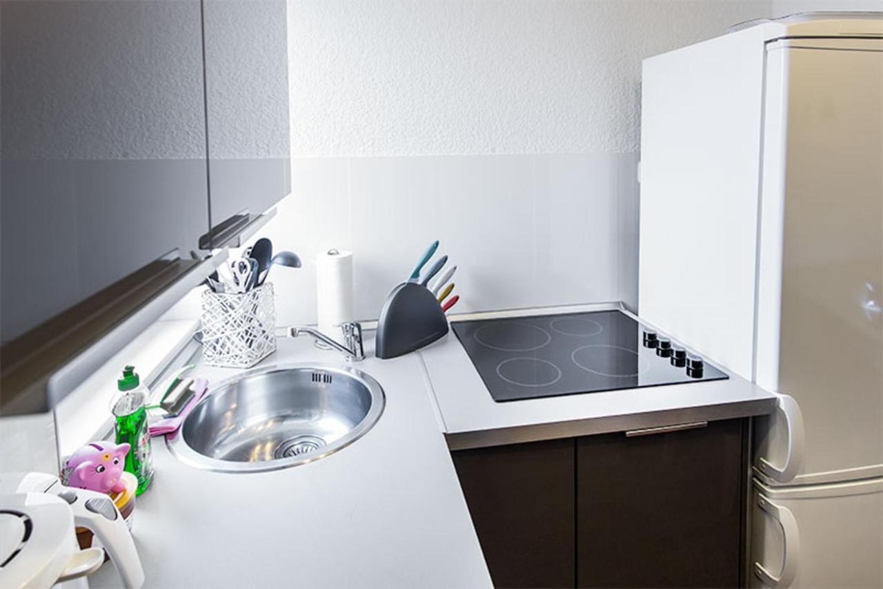 H& Im Herzen Der Stadt Nr.17-karl Mit Küche, Wohnzimmer Und Esstisch Apartment