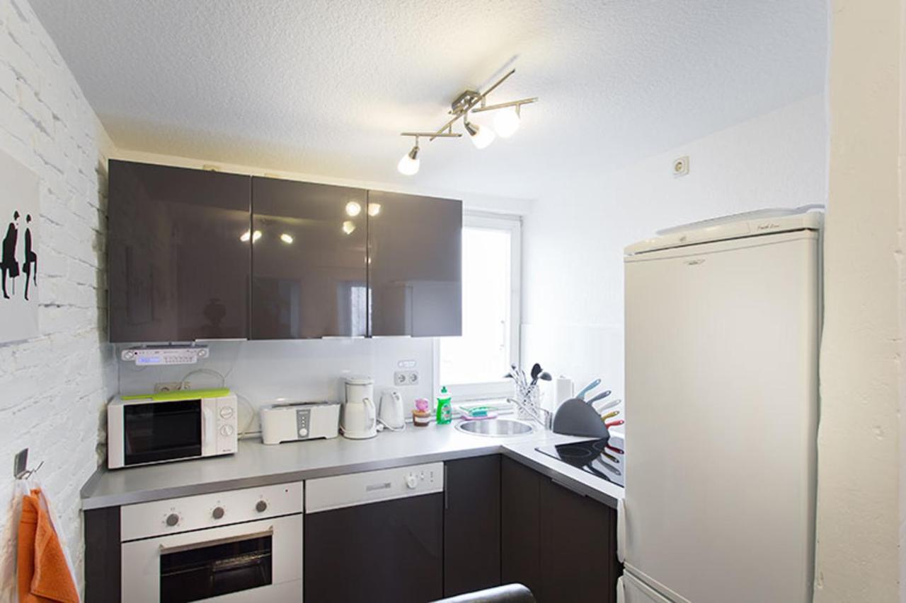 Apartment H& Im Herzen Der Stadt Nr.17-karl Mit Küche, Wohnzimmer Und Esstisch Greifswald